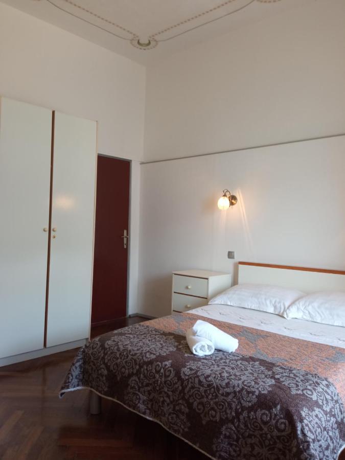 Rooms Zela 1 Корчула Екстер'єр фото