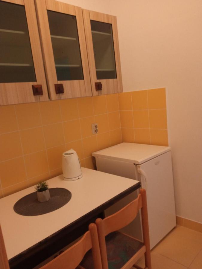 Rooms Zela 1 Корчула Екстер'єр фото